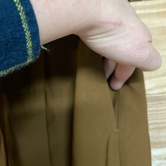 J.Crew size 8 light brown color high waisted bag  pants with pockets and belt - Picture 4 of 10